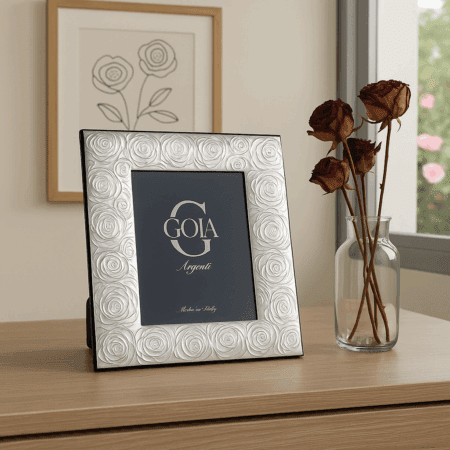 Cornice rose